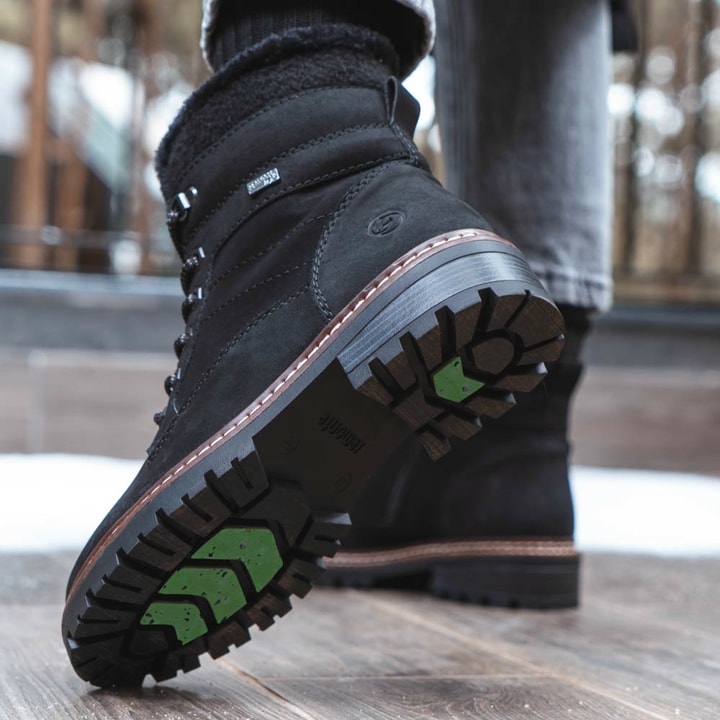 schwarzer remonte Schnürstiefel D0B81-00 getragen