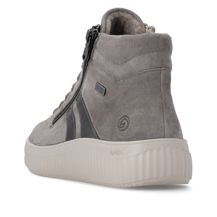 Baskets basses remonte grises femmes D3E70-42 avec membrane remonteTEX. Chaussure vue de l'arrière.