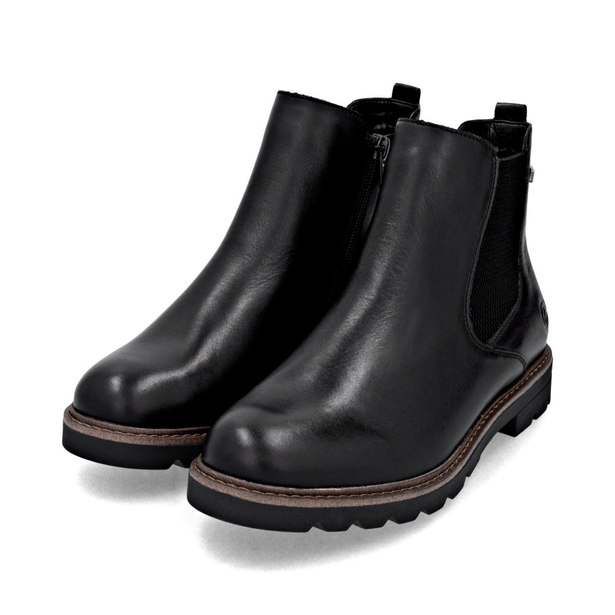 Schwarze remonte Chelsea Boots D2Q70-00 mit wasserabweisender remonteTEX-Membran. Schuhpaar seitlich schräg.
