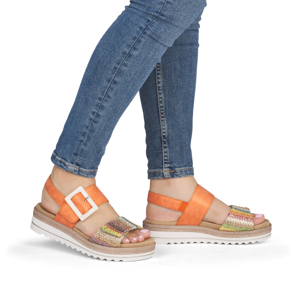 Sandales compensées remonte orange vegan pour femme D0Q62-38. Chaussure au pied.