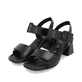 Schwarze remonte Riemchensandaletten D1K51-00 mit einem Klettverschluss. Schuhpaar seitlich schräg.