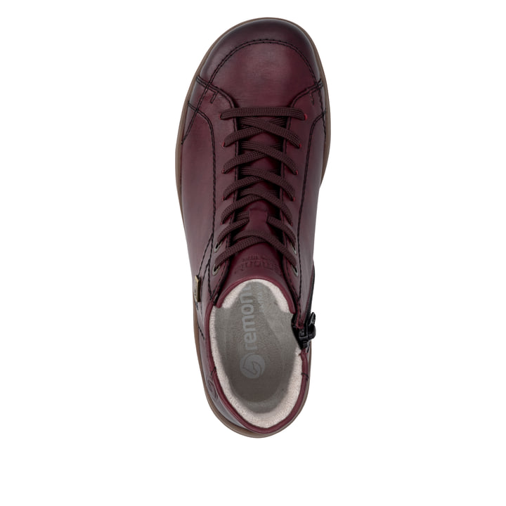 Bottes à lacets remonte rouges femmes D3T70-35 avec membrane remonteTEX. Chaussure vue de dessus.