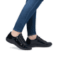 Schwarze remonte Damen Schnürschuhe D1E03-01 mit einem Reißverschluss. Schuh am Fuß.