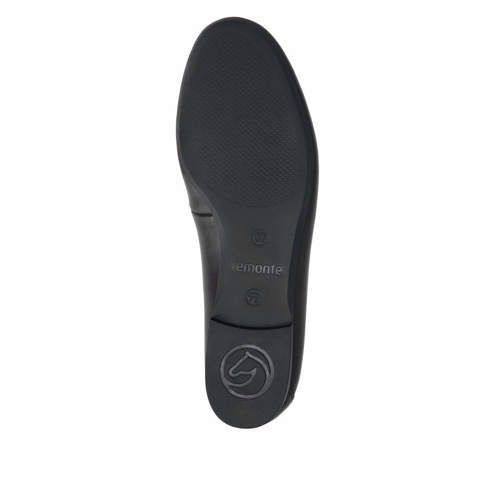 Schwarze remonte Damen Loafer D0K13-00 mit einem Gummizug. Schuh Laufsohle.