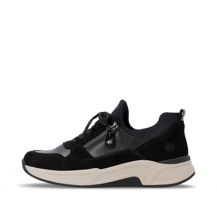 Mocassins remonte noirs femmes D3V01-02 avec fermeture éclair décorative. Côté extérieur de la chaussure.
