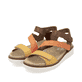 Braune remonte Riemchensandalen D2050-25 mit einem Klettverschluss. Schuhpaar seitlich schräg.