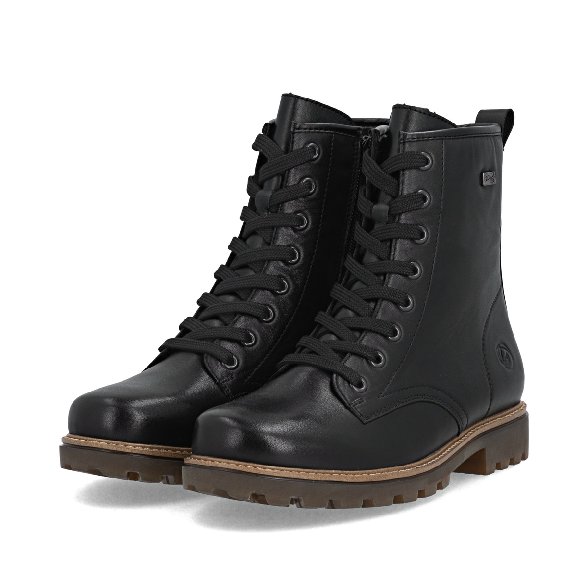 Schwarze remonte Damen Schnürstiefel D3C70-00 mit wasserabweisender TEX-Membran. Schuhpaar seitlich schräg.