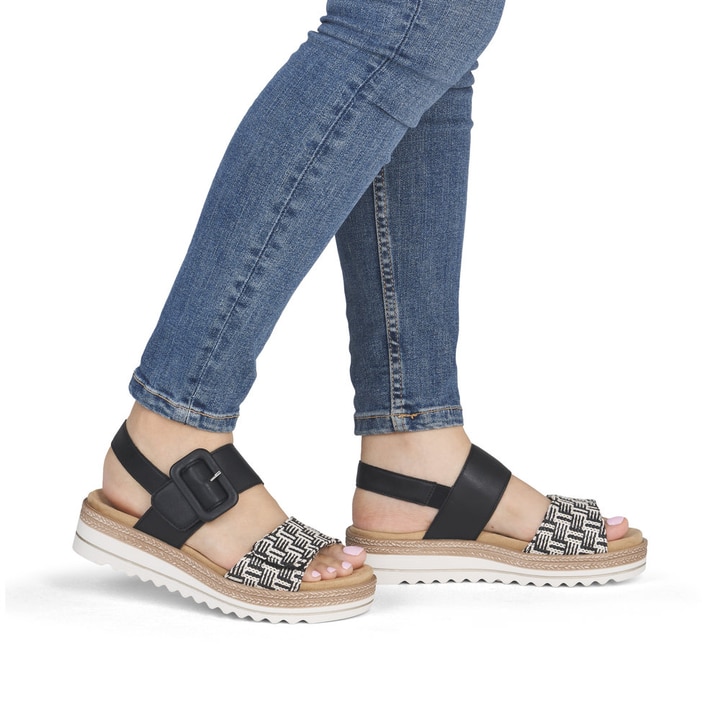 Sandales compensées remonte noires vegan pour femme D0Q62-03. Chaussure au pied.