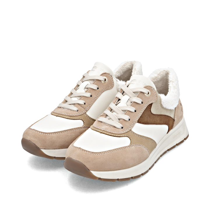 Beige remonte Damen Sneaker D2G07-60 mit flauschigem Schaftrand sowie Schnürung. Schuhpaar seitlich schräg.