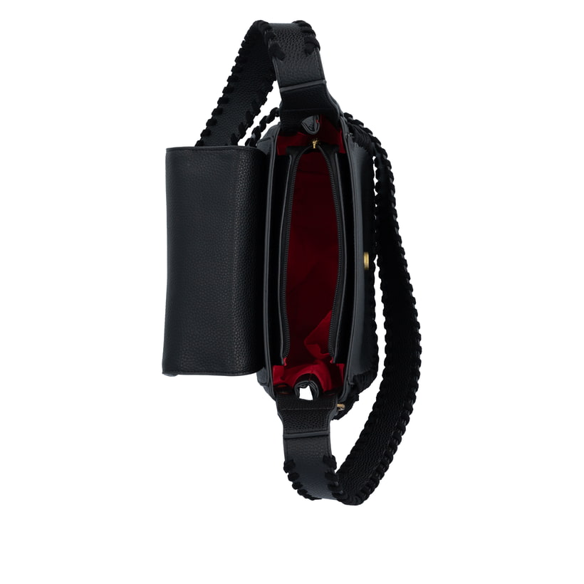 remonte Umhängetasche Q0677-00 in Schwarz mit Fransenanhänger und Überschlag mit Magnetverschluss. Geöffnet.