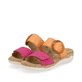 Orangene remonte Damen Pantoletten R6858-38 mit einem Klettverschluss. Schuhpaar seitlich schräg.