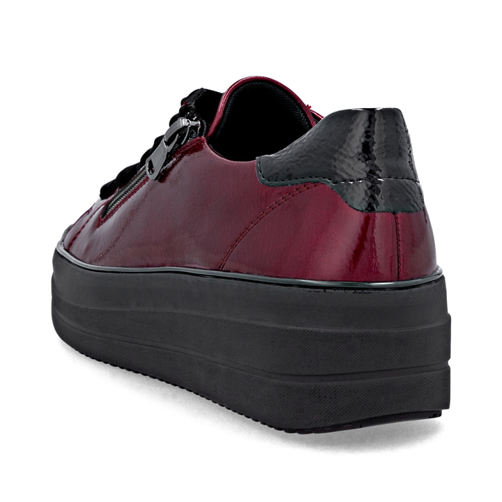 Baskets basses remonte rouges pour femme D1C09-35 avec fermeture éclair. Chaussure vue de dessus.