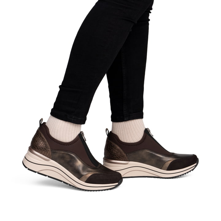 Mocassins remonte métalliques végan femmes D0T08-90 avec fermeture éclair. Chaussure au pied.