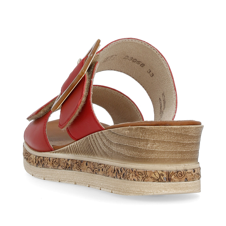 Kirschrote remonte Damen Pantoletten D3068-33 mit Klettverschluss. Schuh von hinten.