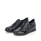 Schwarze remonte Damen Sneaker R0701-03 mit Reißverschluss sowie Komfortweite G. Schuhpaar seitlich schräg.