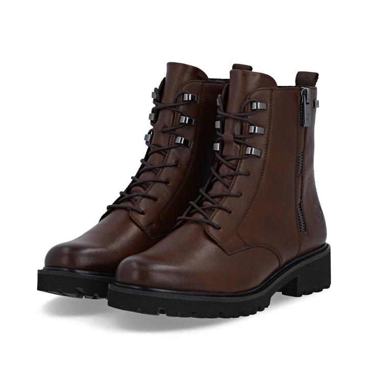 Braune remonte Damen Schnürstiefel D8656-25 mit wasserabweisender TEX-Membran. Schuhpaar seitlich schräg.