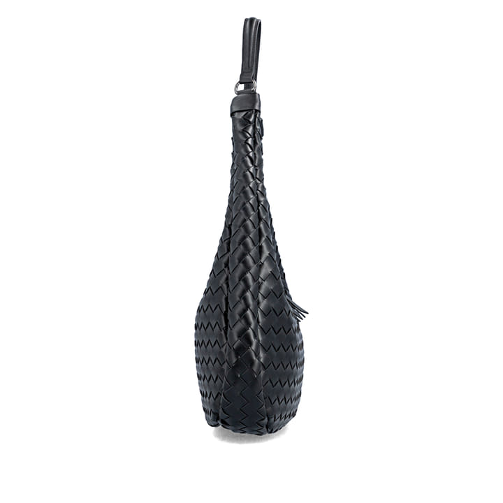 Sac à main remonte Q0774-00 noir tressé et avec compartiment zippé. Côté droit.
