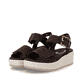Dunkelbraune remonte Keilsandaletten D1N54-25 mit einem Klettverschluss. Schuhpaar seitlich schräg.