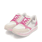 Weiße remonte Damen Sneaker Low D1323-83 mit Reißverschluss sowie Komfortweite G. Schuhpaar seitlich schräg.