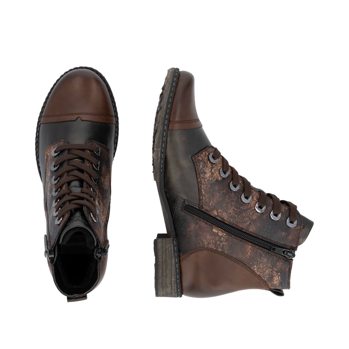 Braune remonte Damen Stiefeletten D4382-25 mit wasserabweisender TEX-Membran. Schuh von oben, liegend.