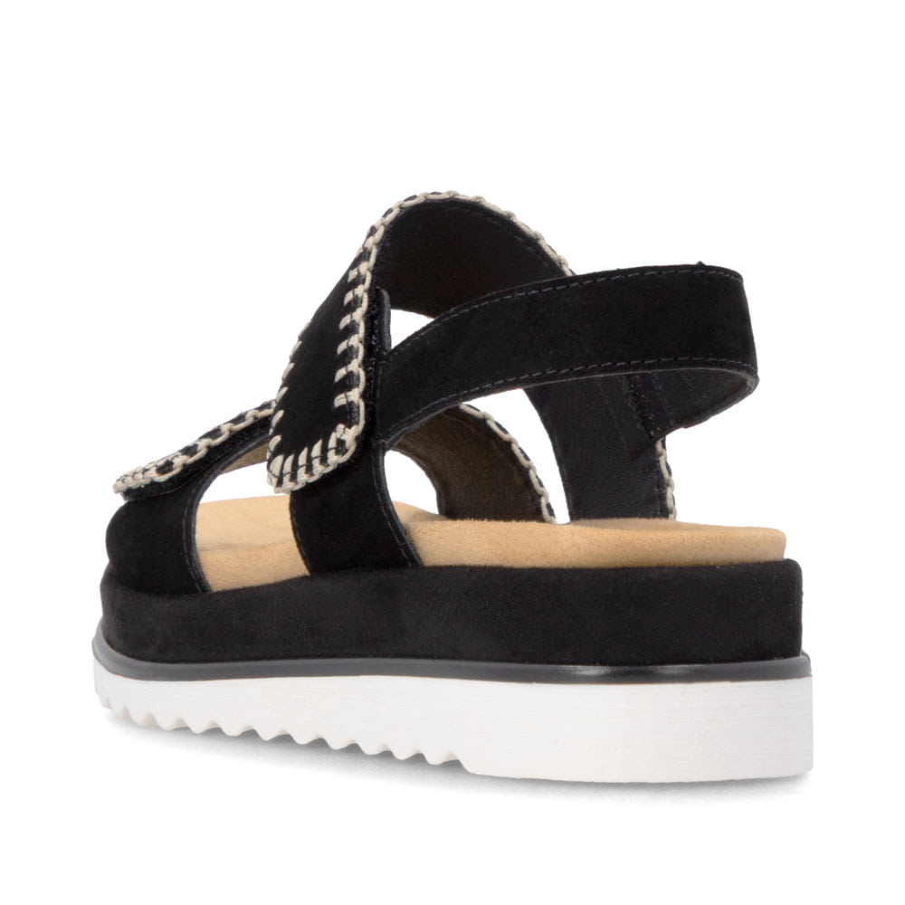 Schwarze remonte Riemchensandalen D3P50-02 mit handgestickten Nähten. Schuh von hinten.