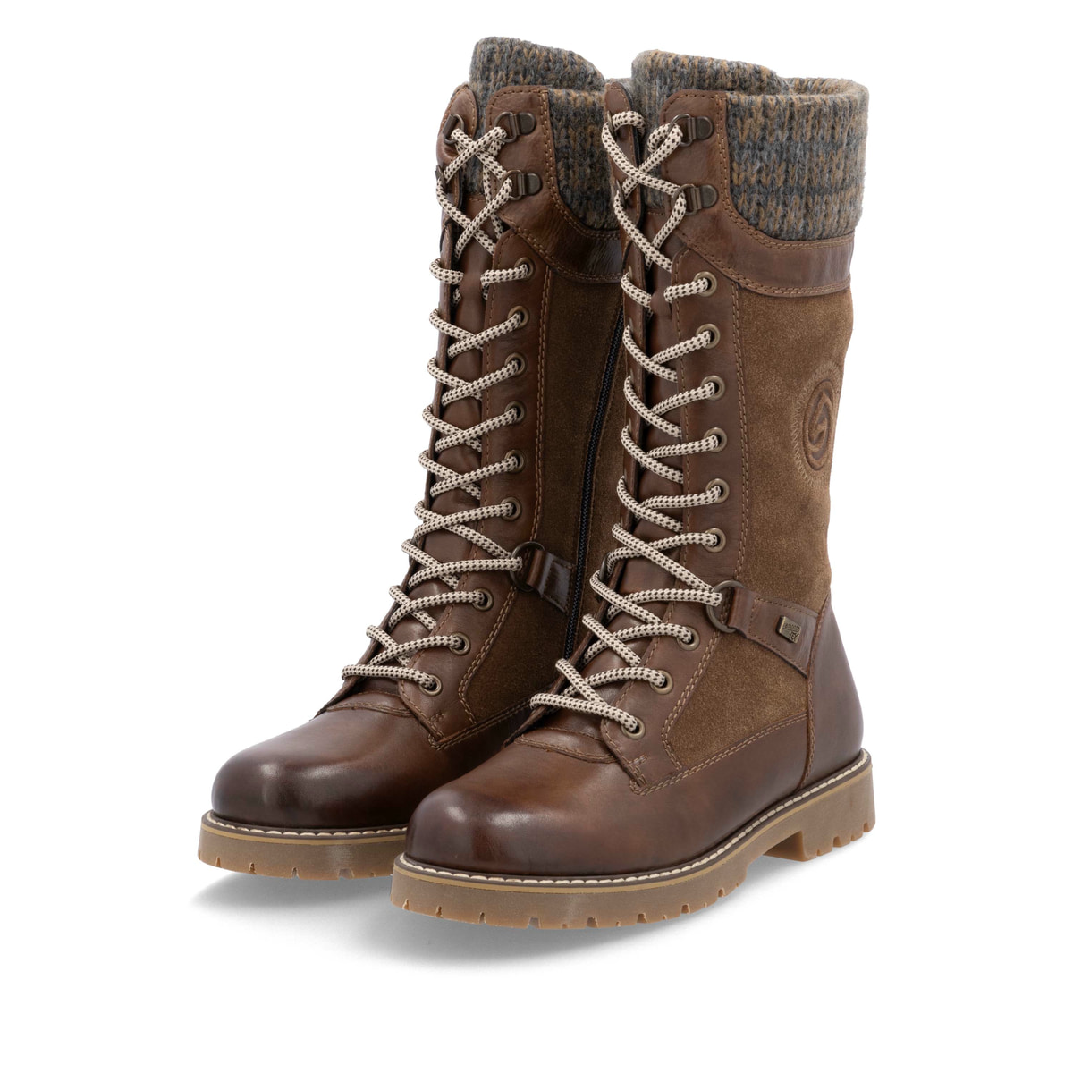 Nougatbraune remonte Damen Schnürstiefel D9380-20 mit Flip-Grip Sohle. Schuhpaar seitlich schräg.