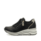 
Glanzschwarze remonte Damen Sneaker D0T03-01 mit einer leichten Sohle mit Keilabsatz. Schuh seitlich schräg