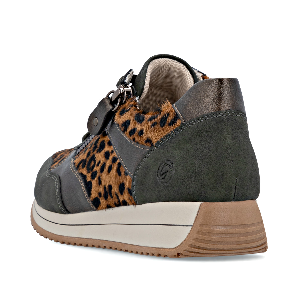 Braunschwarze remonte Damen Sneaker D0H16-90 mit Leo-Print sowie Reißverschluss. Schuh von hinten.