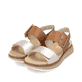 Braune remonte Riemchensandalen D1J53-22 mit einem Klettverschluss. Schuhpaar seitlich schräg.