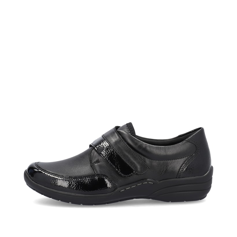 Mocassins remonte noirs pour femme R7600-04 avec fermeture velcro. Côté extérieur de la chaussure.