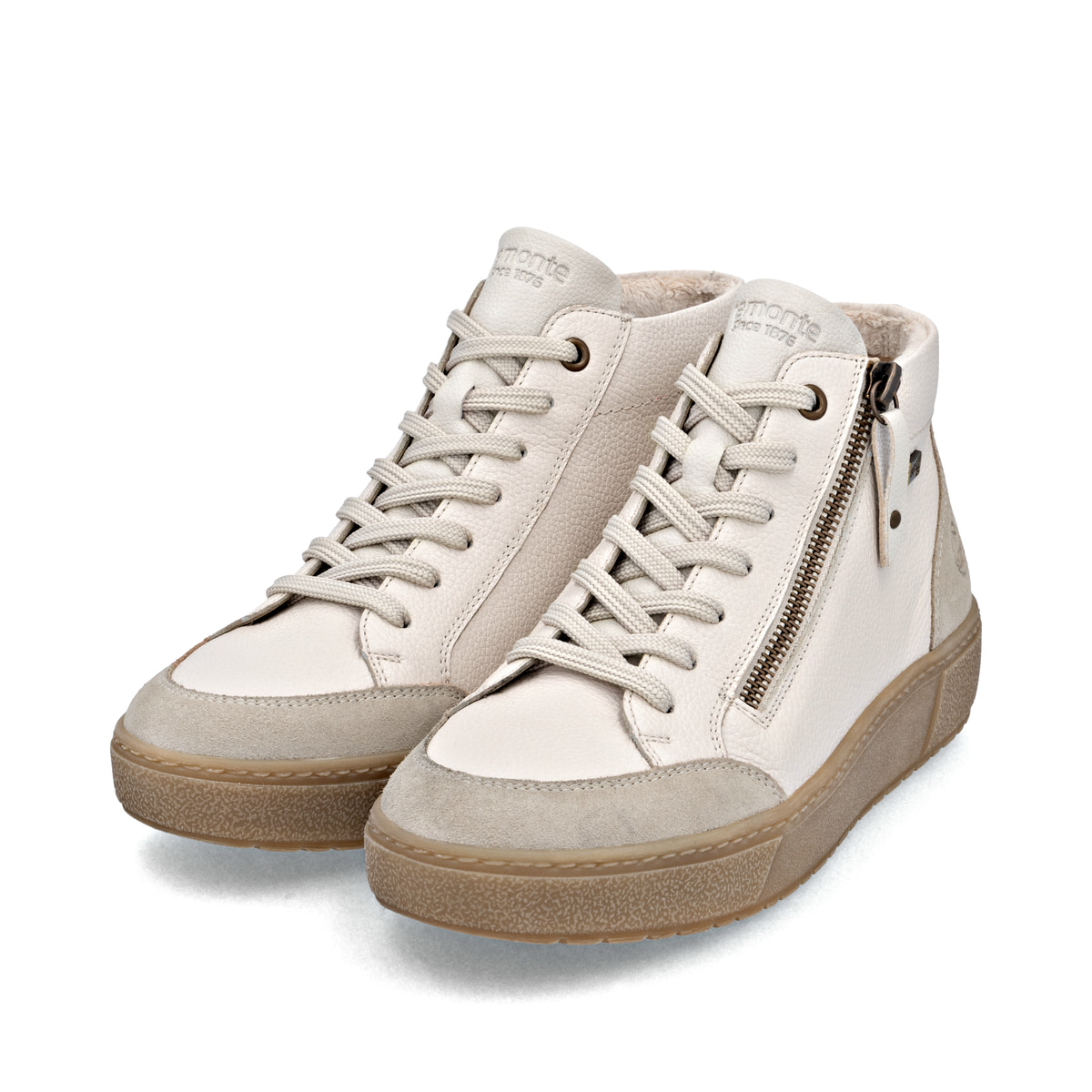 Weiße remonte Damen Kurzstiefel D2T71-80 mit wasserabweisender TEX-Membran. Schuhpaar seitlich schräg.