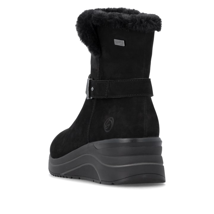 Schwarze remonte Damen Kurzstiefel D0T82-02 mit wasserabweisender TEX-Membran. Schuh von hinten.